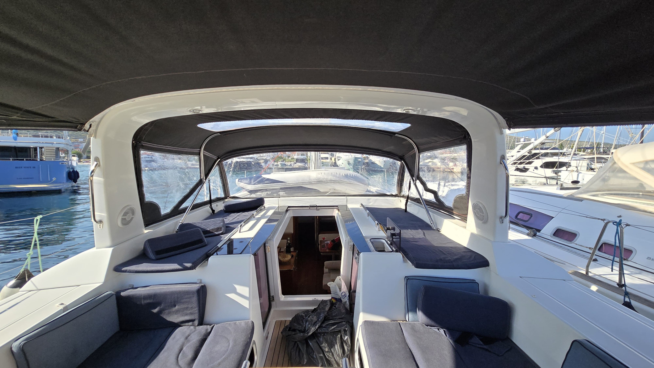 Oceanis 55 - 4 + 1 cab. — photo 4
