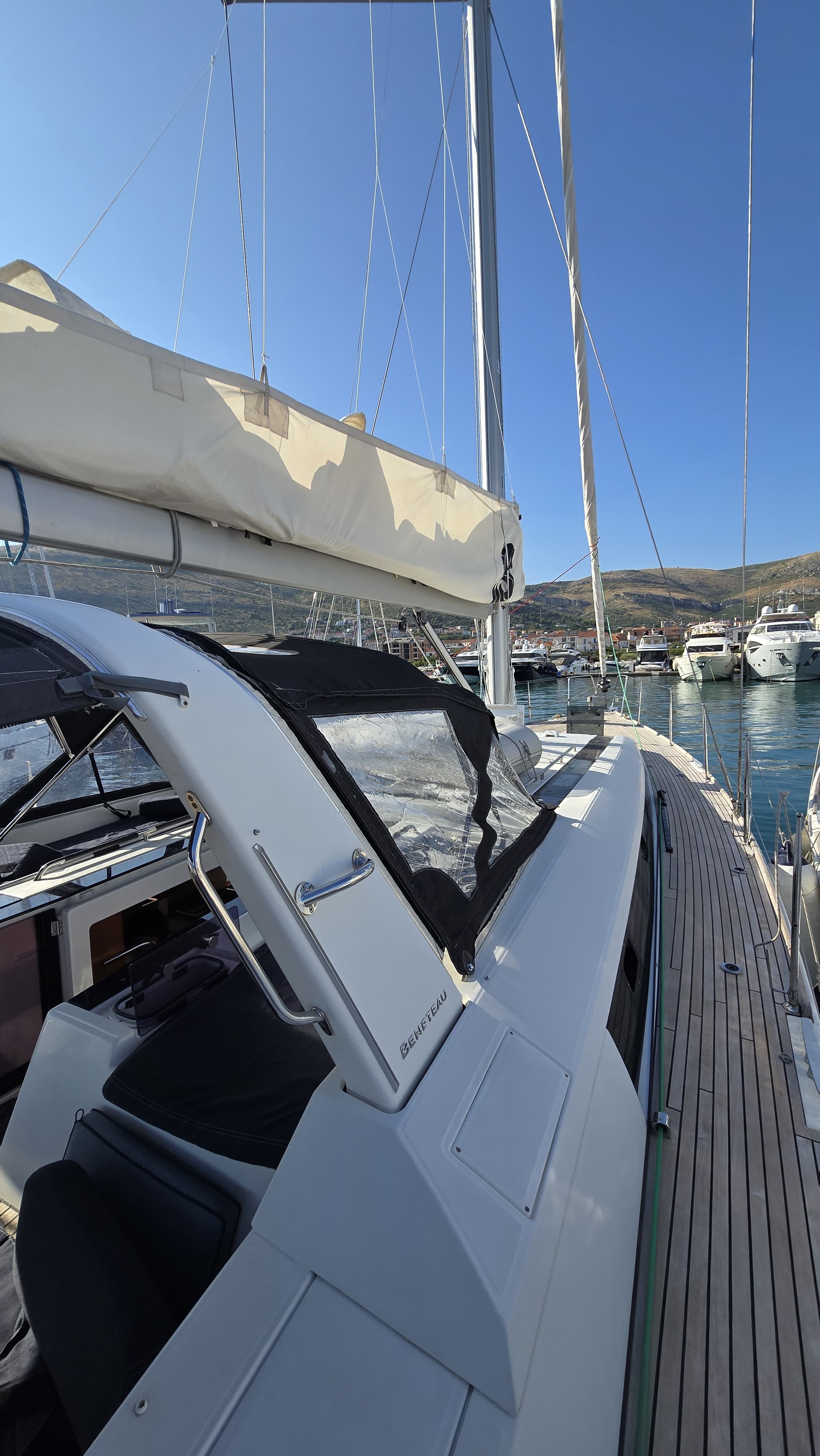 Oceanis 55 - 4 + 1 cab. — photo 6