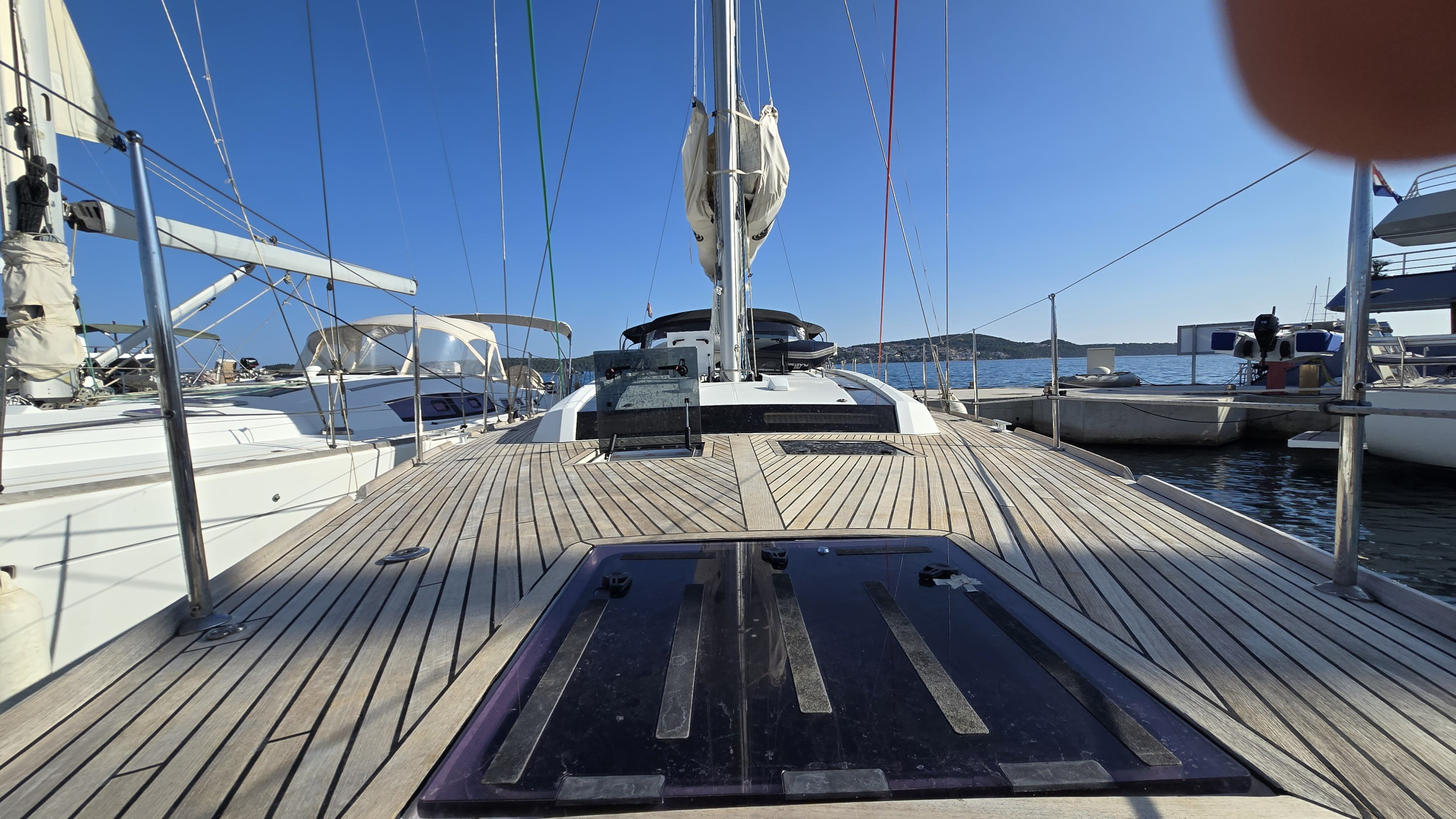 Oceanis 55 - 4 + 1 cab. — photo 8