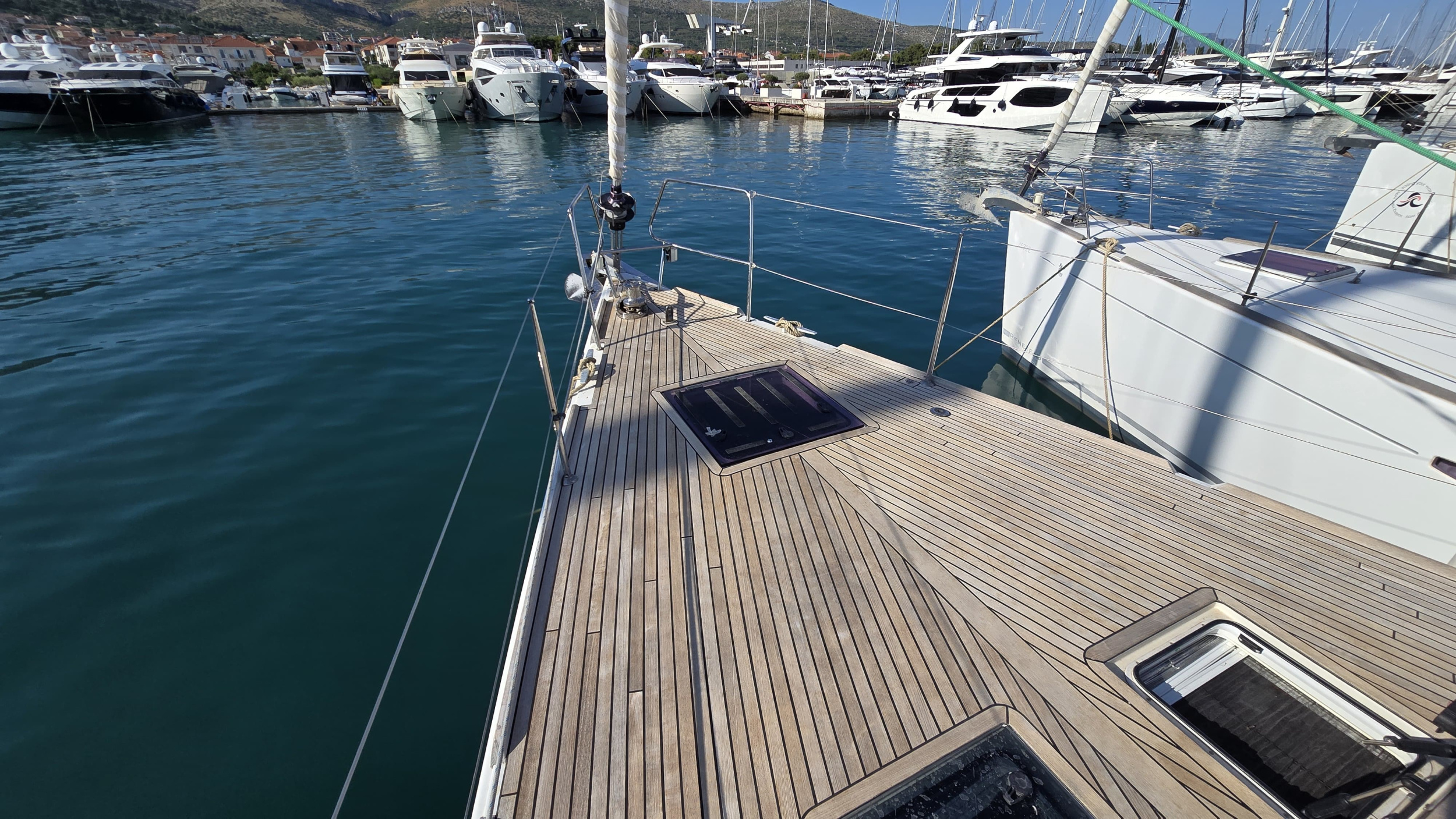 Oceanis 55 - 4 + 1 cab. — photo 9