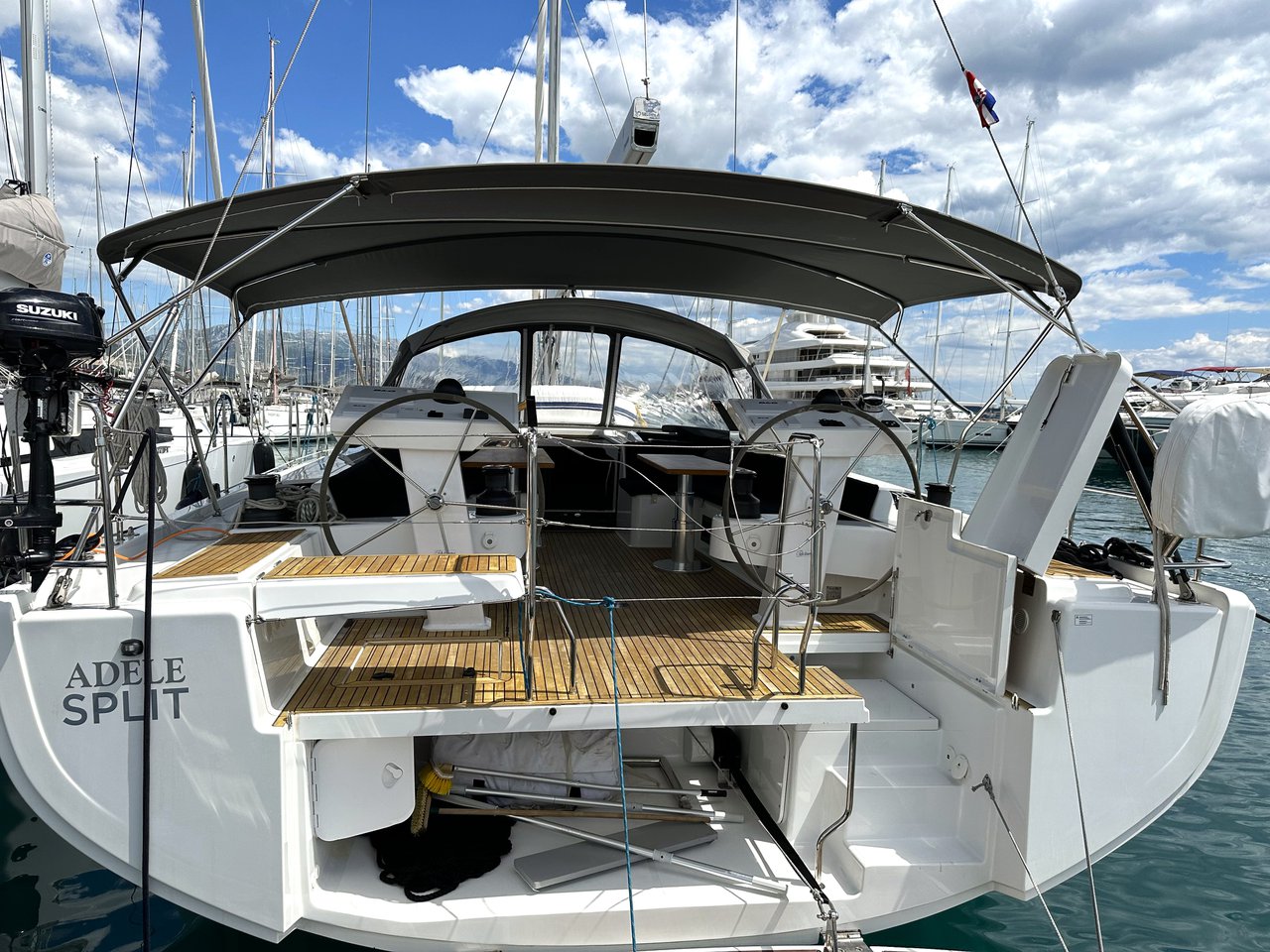 Hanse 548 - 5 + 1 cab. — photo 3