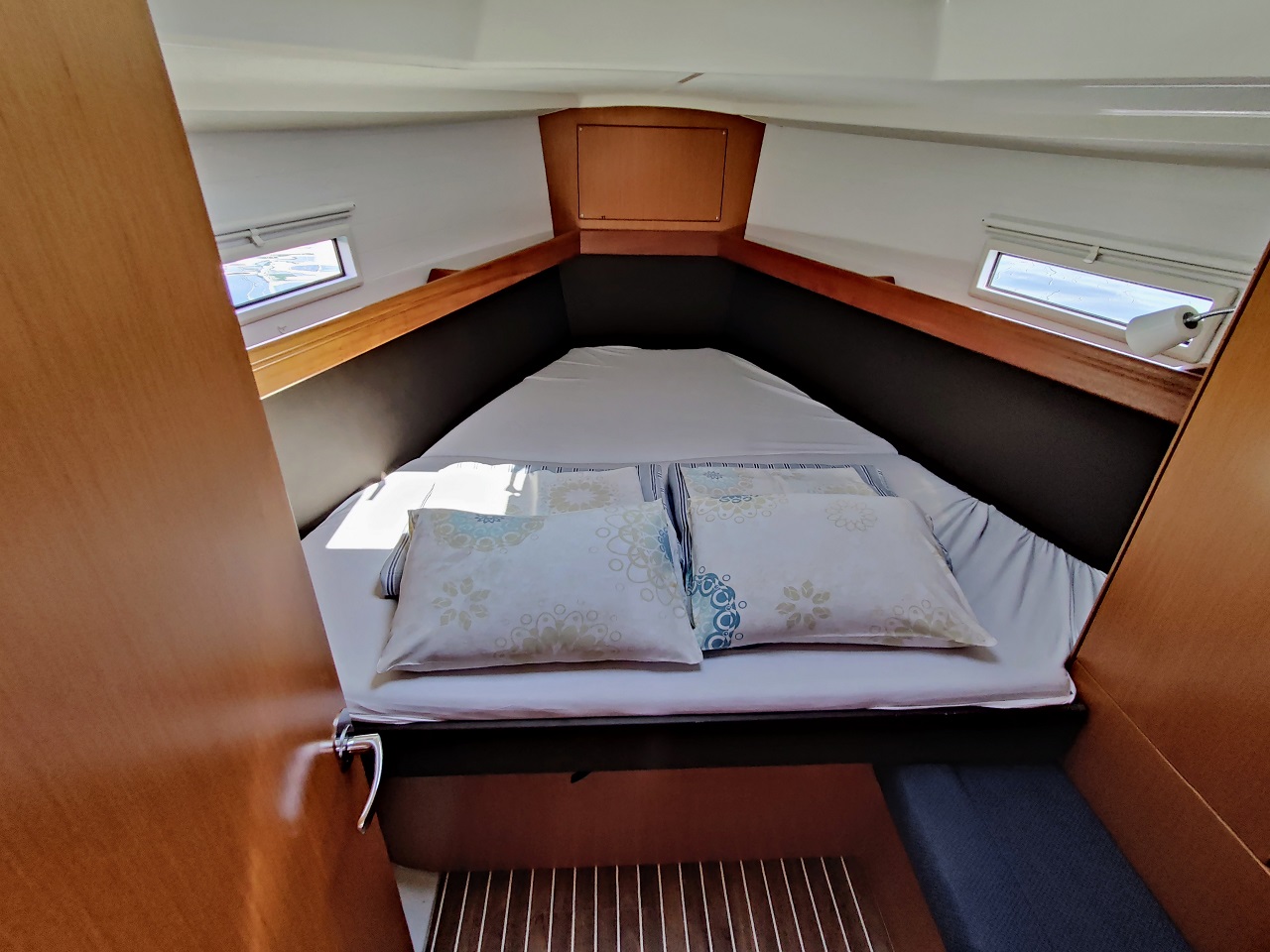 Bavaria Cruiser 37 - 3 cab. — photo 11