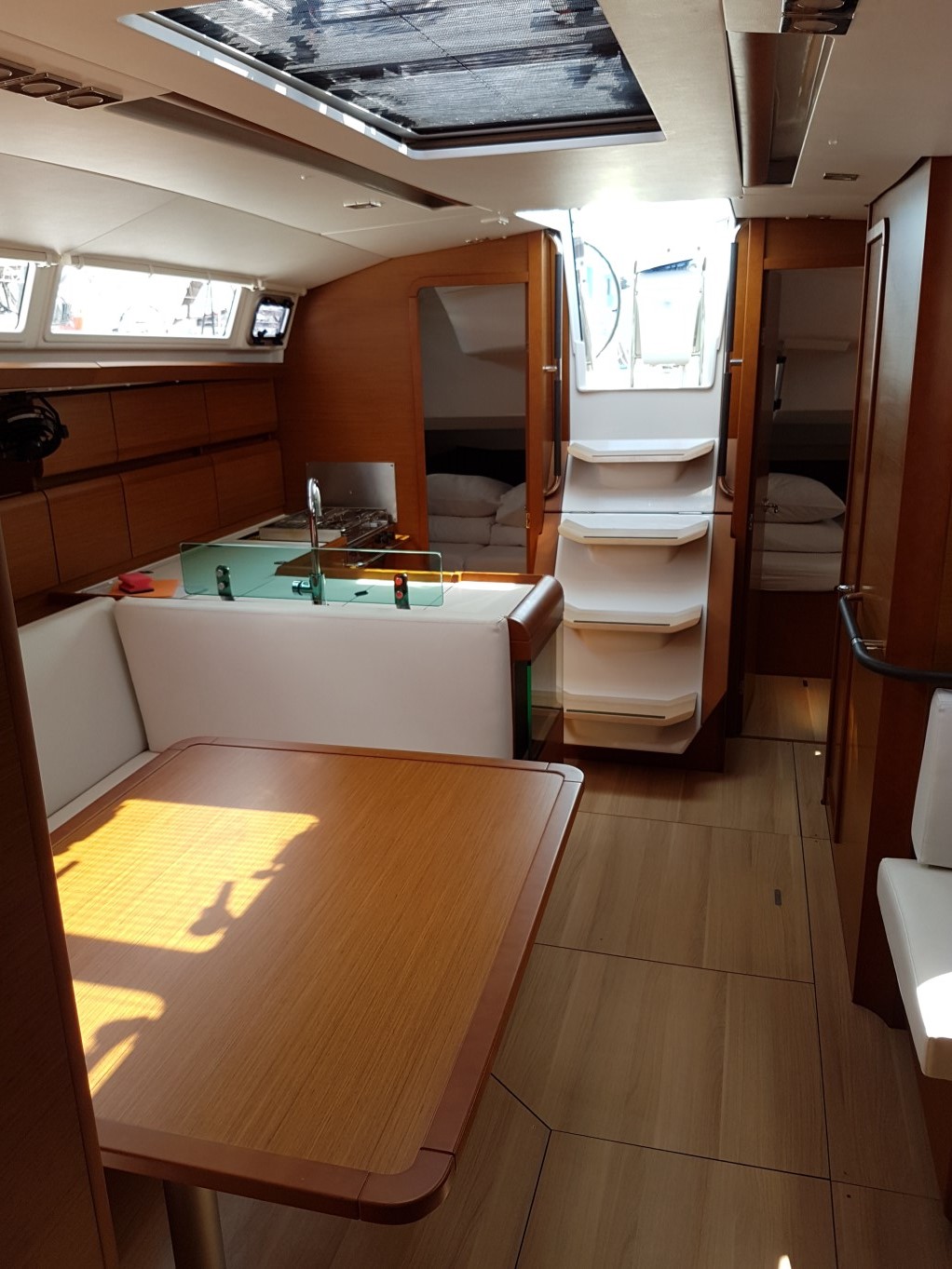 Sun Odyssey 419 - 3 cab. — photo 7