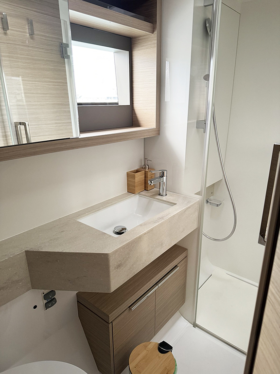 Lagoon 51 - 6 + 2 cab. — photo 25