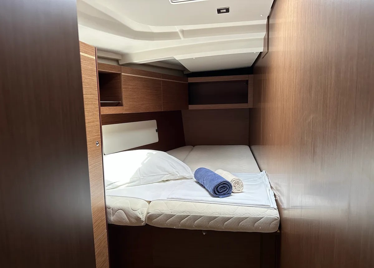 Oceanis 46.1 — photo 8