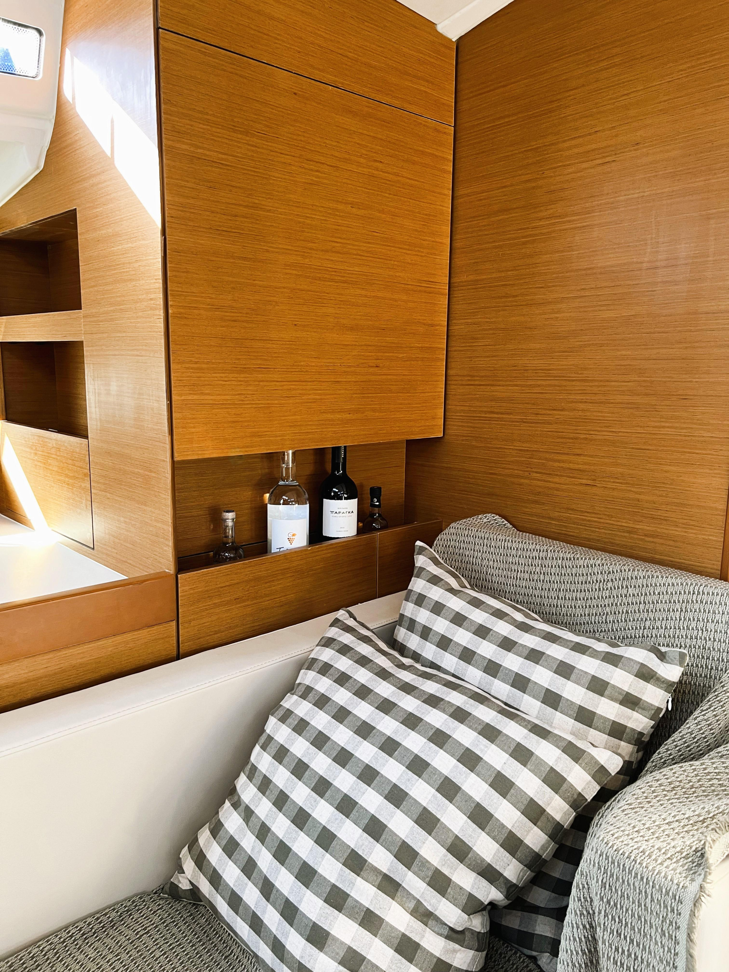 Sun Odyssey 410 - 3 cab. — photo 15