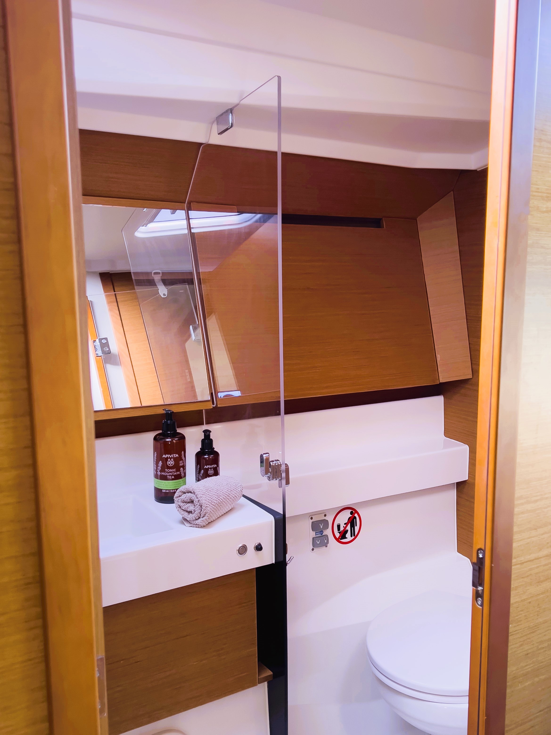 Sun Odyssey 410 - 3 cab. — photo 21