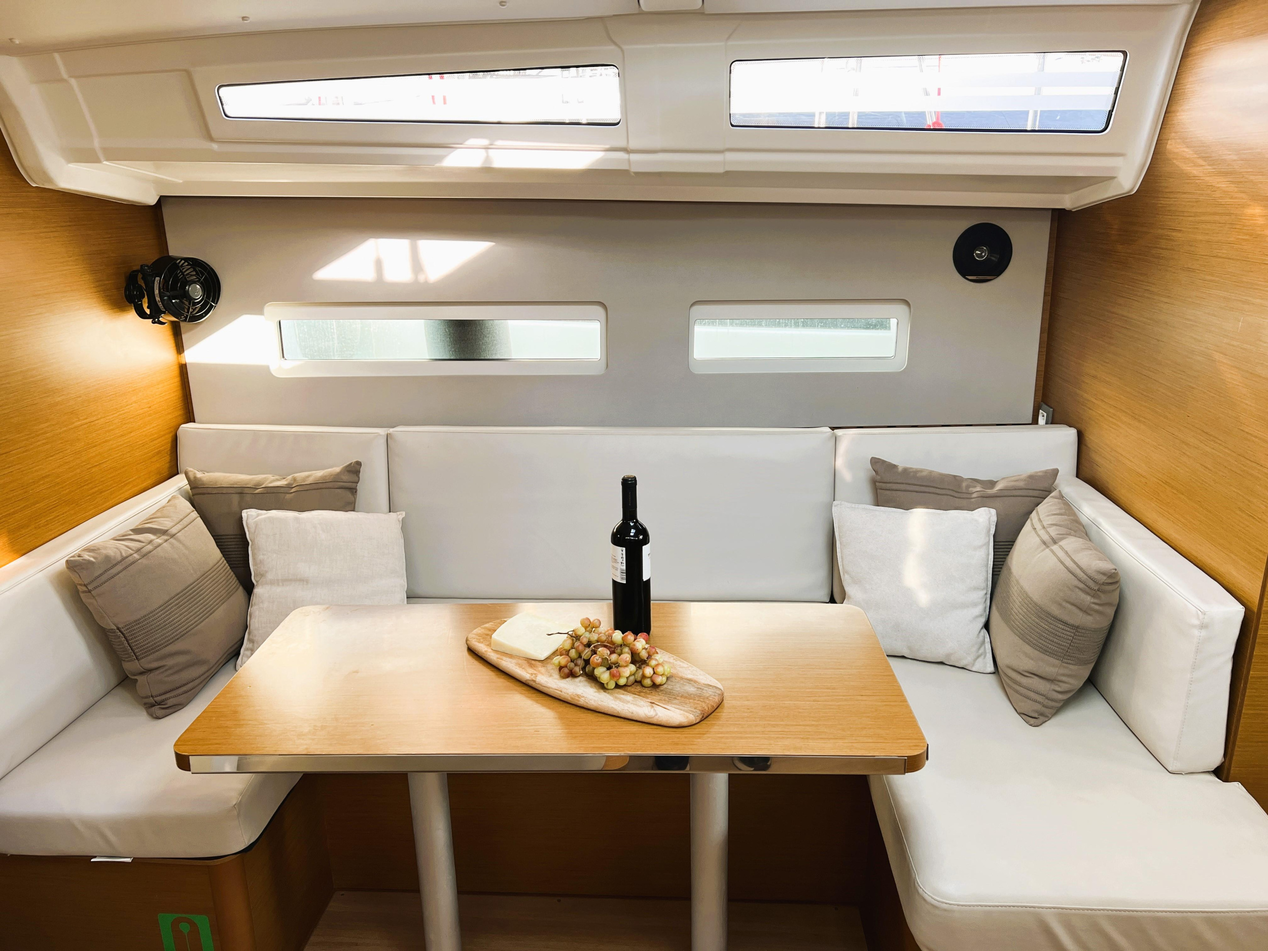 Sun Odyssey 410 - 3 cab. — photo 9