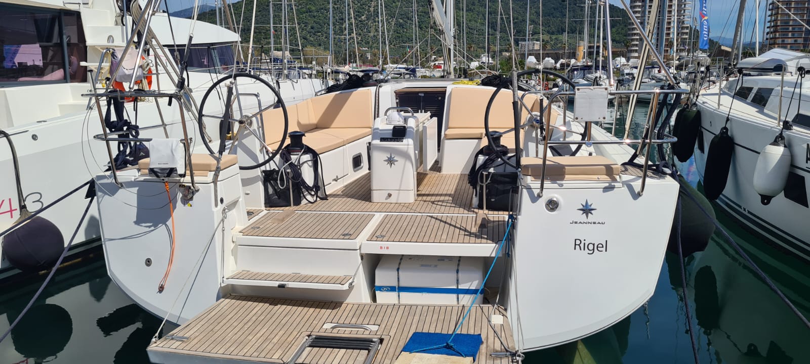 Sun Odyssey 490 - 4 + 1 cab. — photo 7
