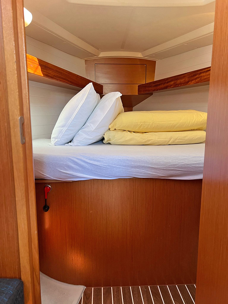 Bavaria Cruiser 33 — photo 29