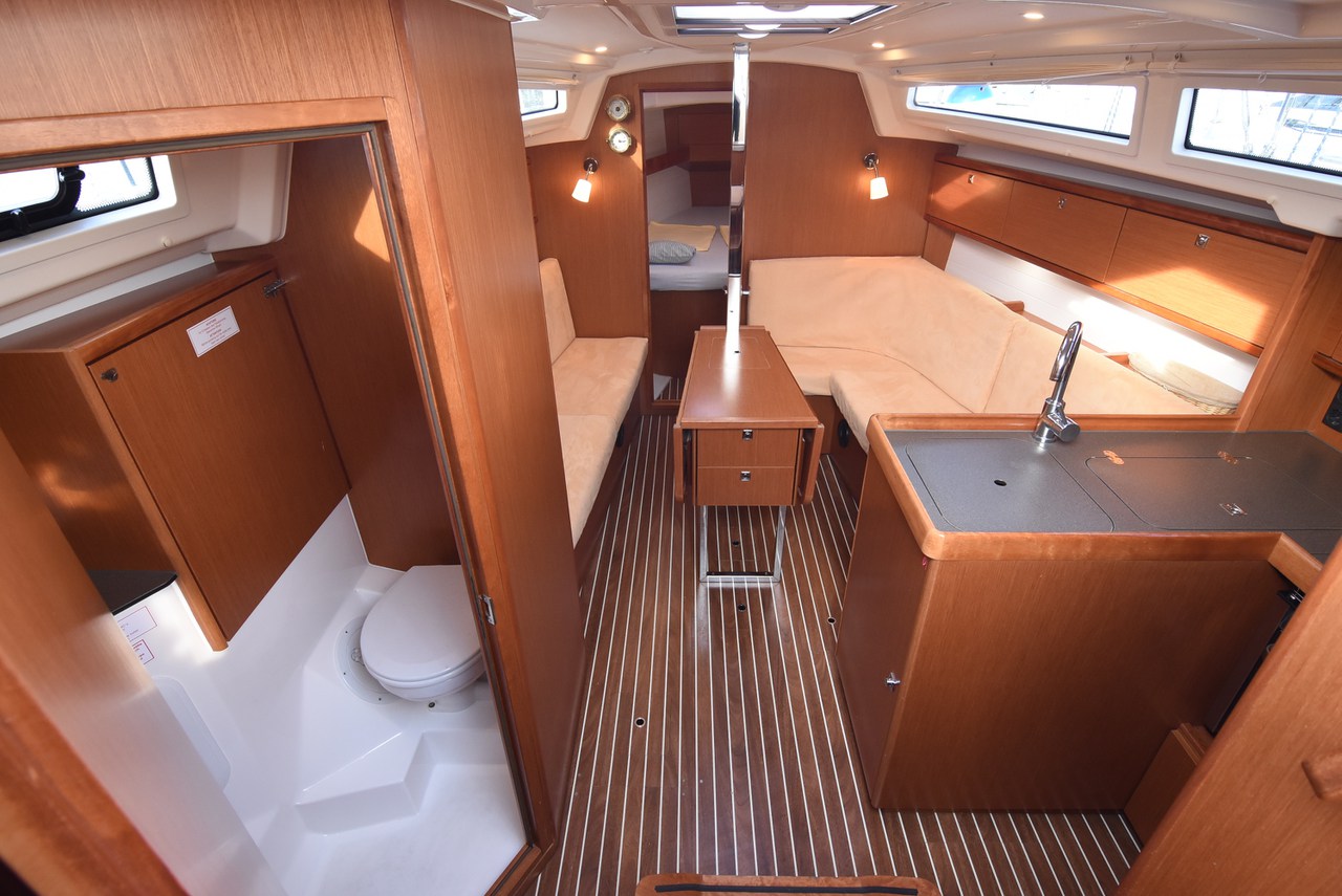 Bavaria Cruiser 34 — photo 5