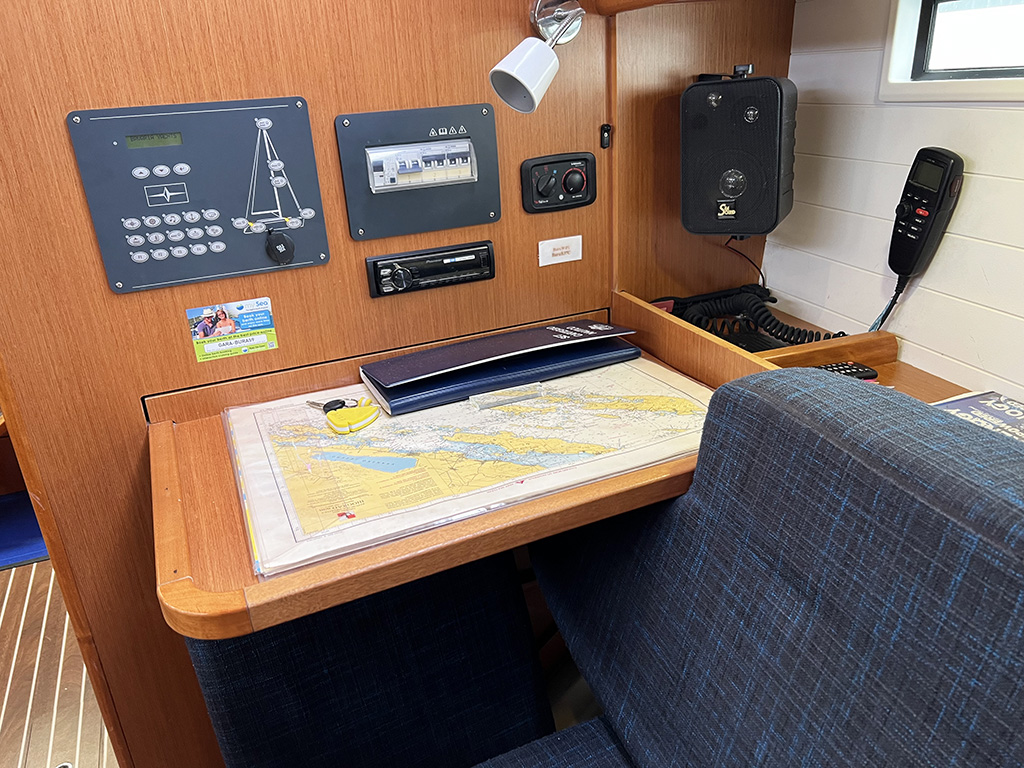 Bavaria Cruiser 37 - 3 cab. — photo 18