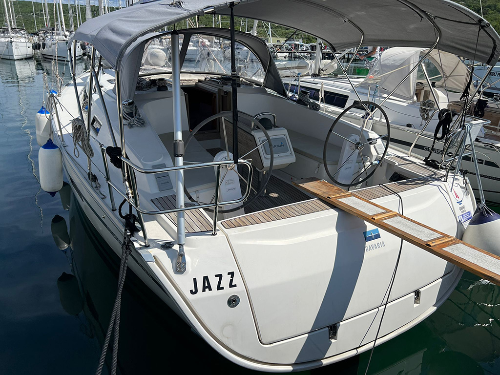 Bavaria Cruiser 41 - 3 cab. — photo 1
