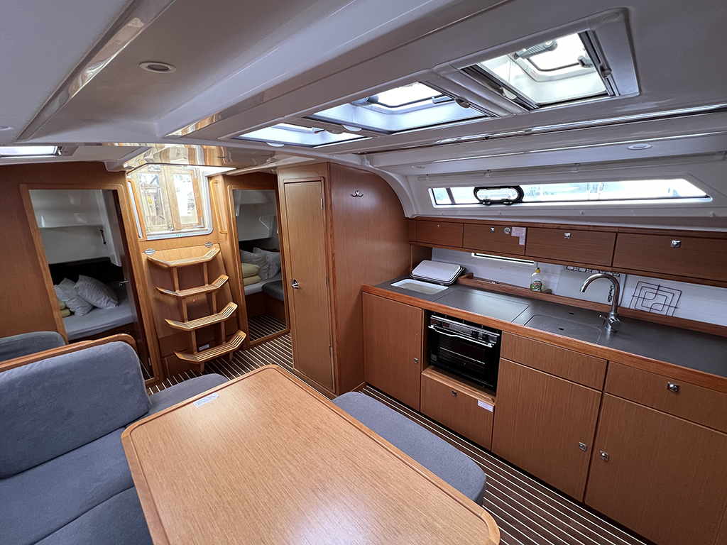 Bavaria Cruiser 41 - 3 cab. — photo 24