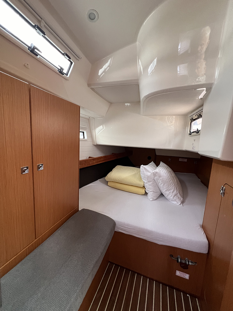 Bavaria Cruiser 41 - 3 cab. — photo 33