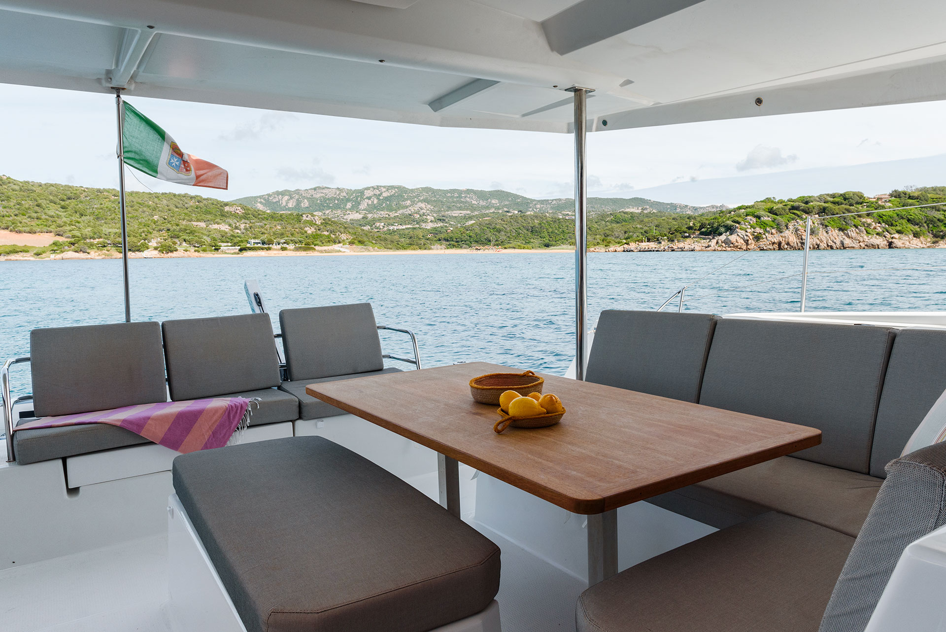 Fountaine Pajot Astrea 42 - 4 + 1 cab. — photo 10