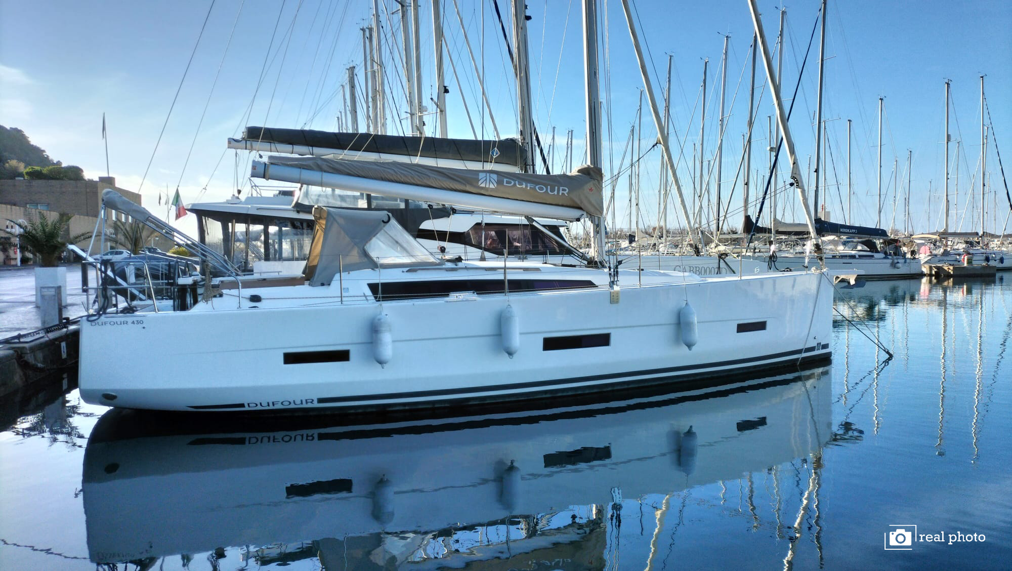 Dufour 430 — photo 1
