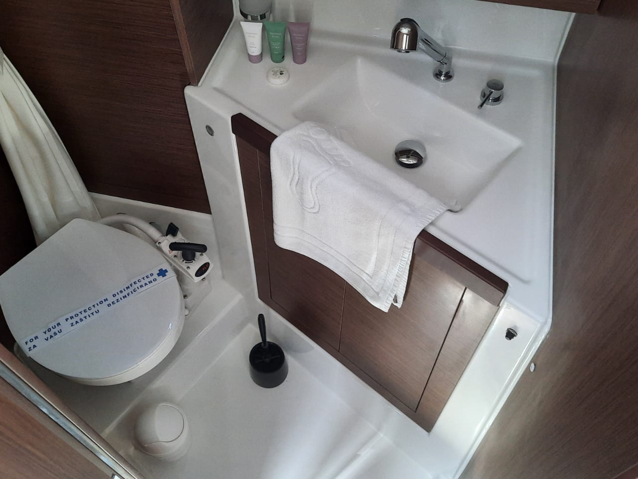 Oceanis 40.1 — photo 14