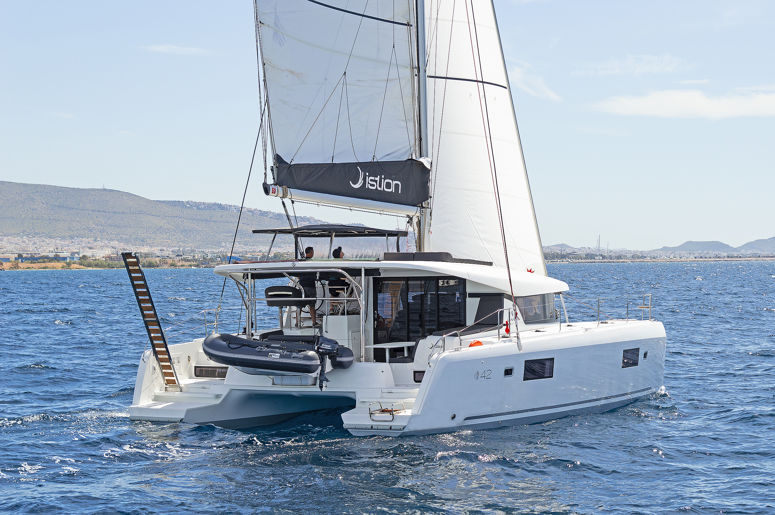 Lagoon 42 - 4 + 2 cab. — photo 3