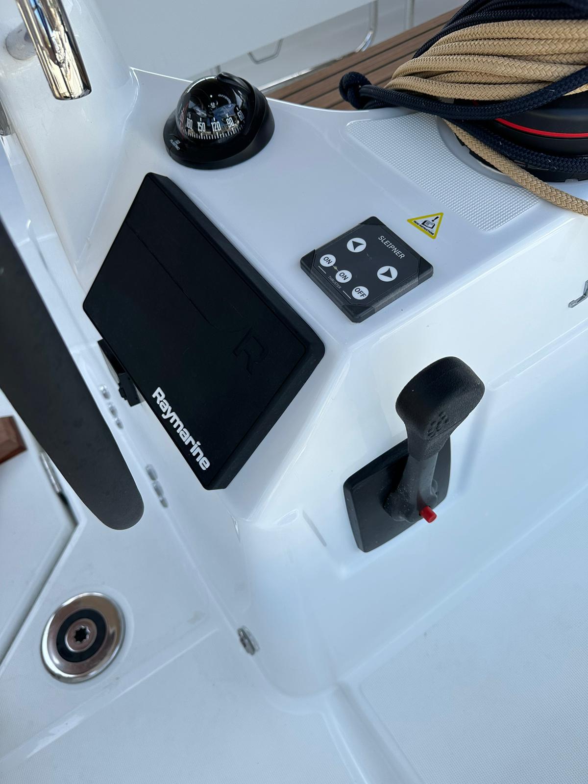 Sun Odyssey 350 - 3 cab. — photo 6