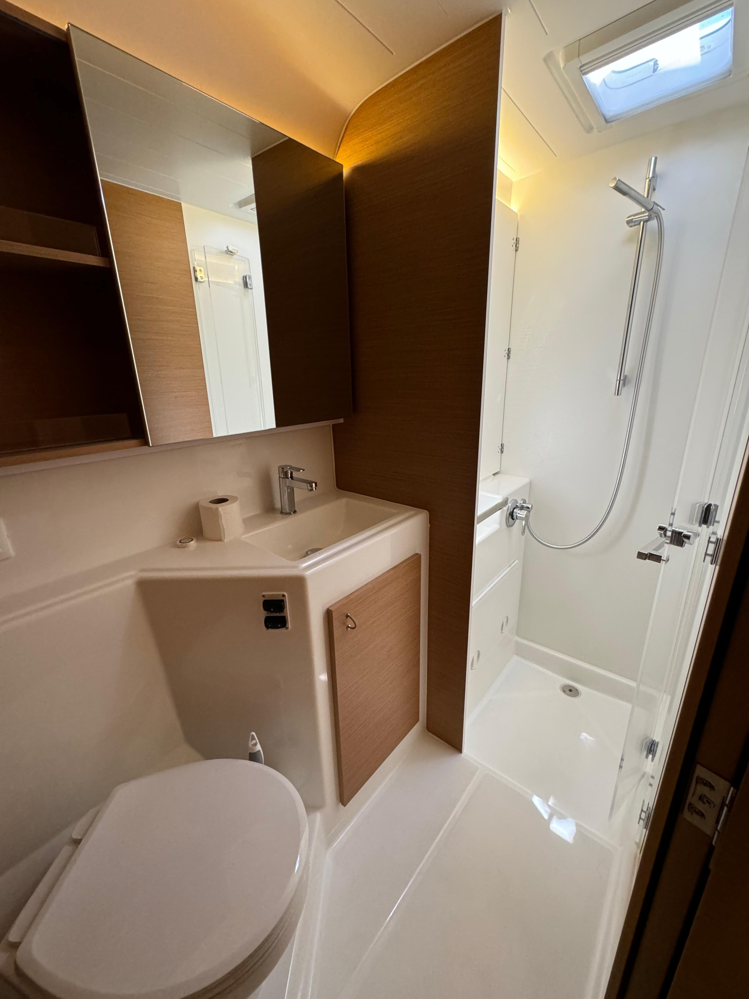 Excess 14 - 4 + 2 cab. — photo 7