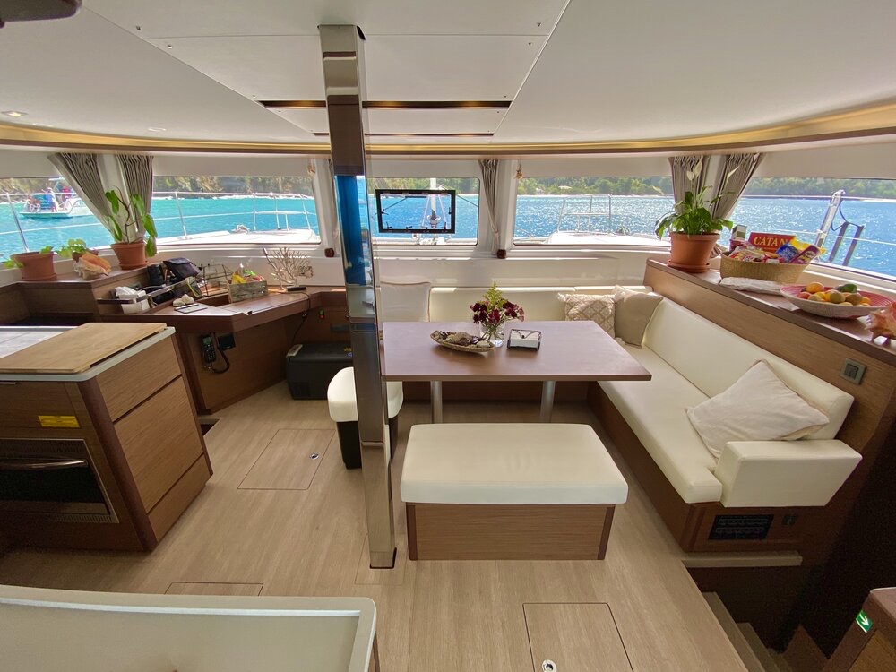 Lagoon 46 - 4 + 1 cab. — photo 22