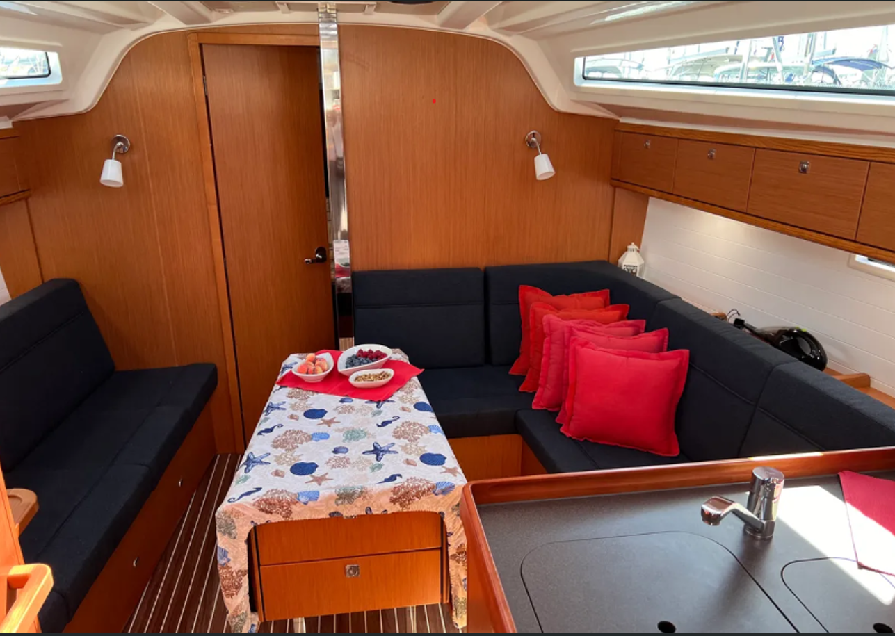 Bavaria Cruiser 37 - 3 cab. — photo 5