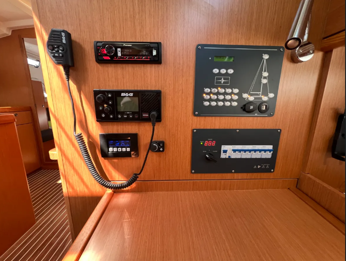 Bavaria Cruiser 37 - 3 cab. — photo 7