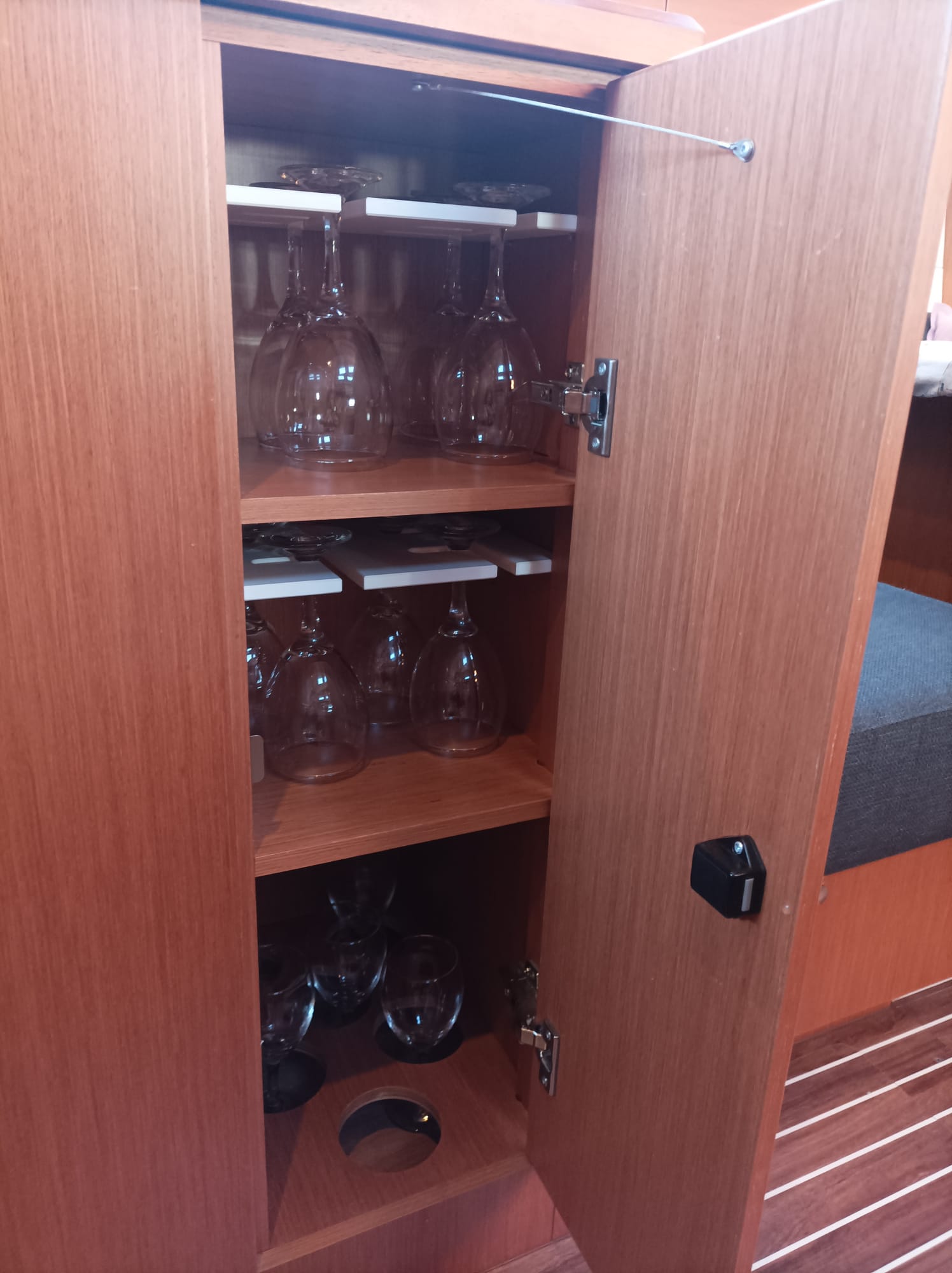 Bavaria C50 - 5 + 1 cab. — photo 11