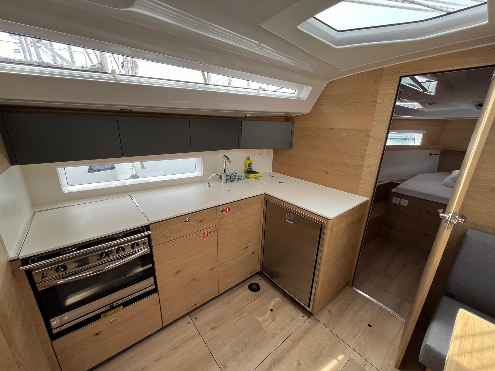 Elan Impression 45 - 3 cab. — photo 16