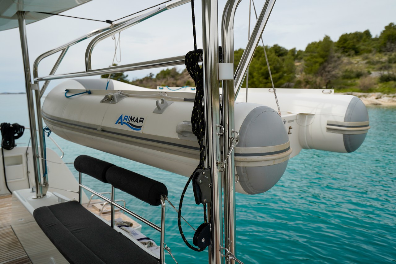 Lagoon 42 - 4 + 2 cab. — photo 7