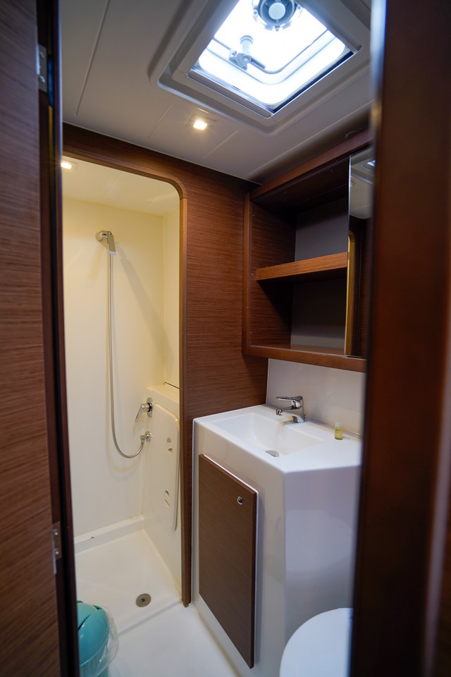 Lagoon 42 - 4 + 2 cab. — photo 27