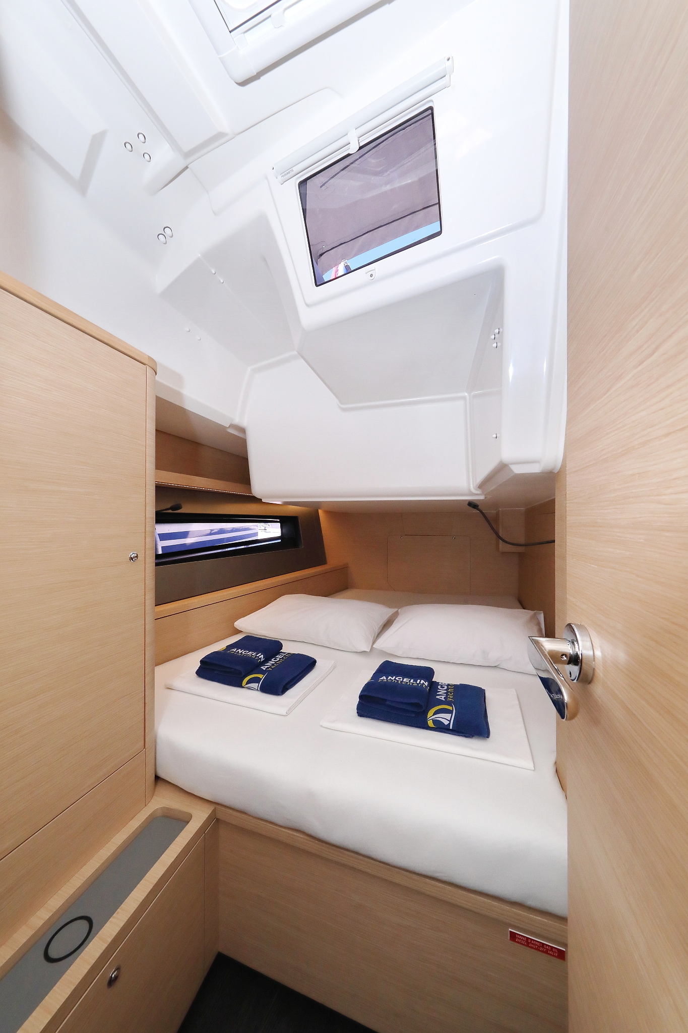 Dufour 41 - 4 cab. — photo 22