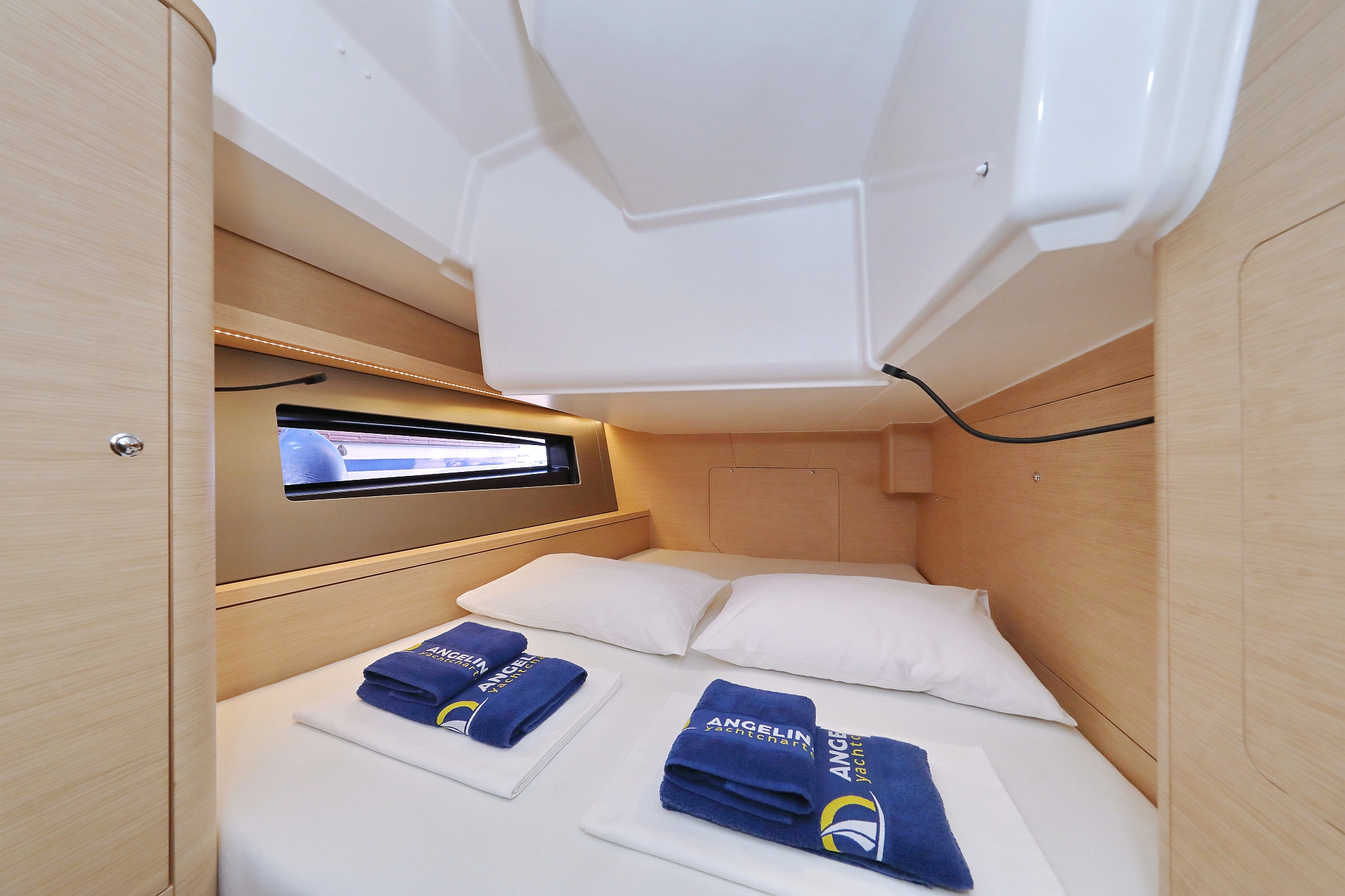 Dufour 41 - 4 cab. — photo 23