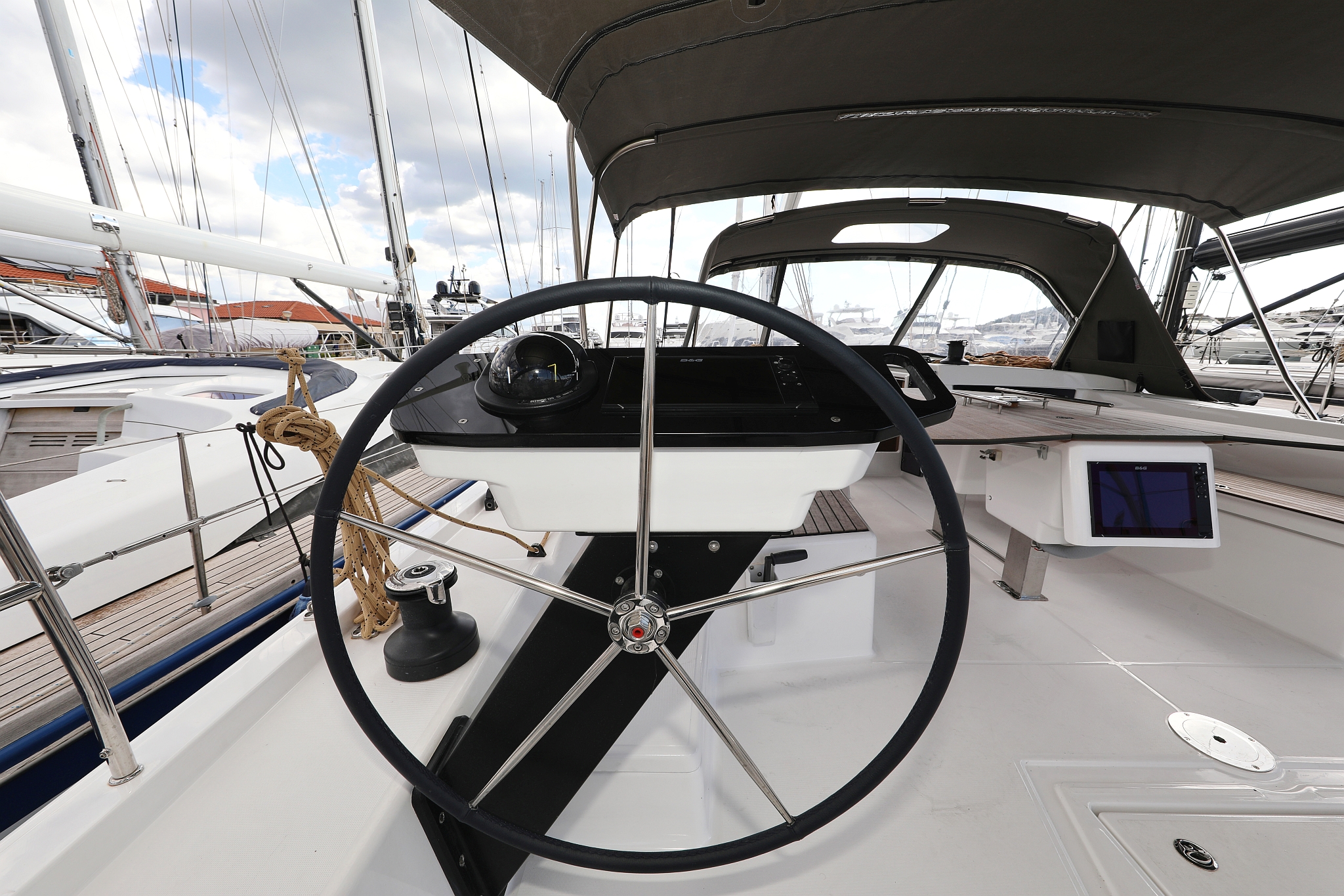 Dufour 470 - 5 cab. — photo 45