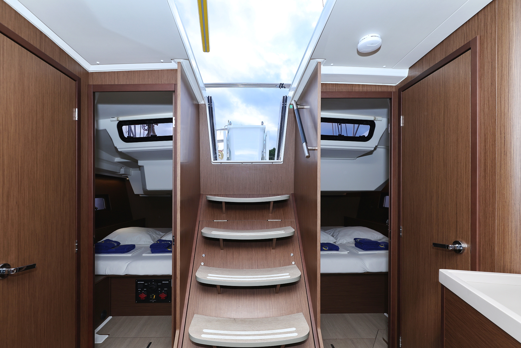 Oceanis 46.1 - 4 cab. — photo 25
