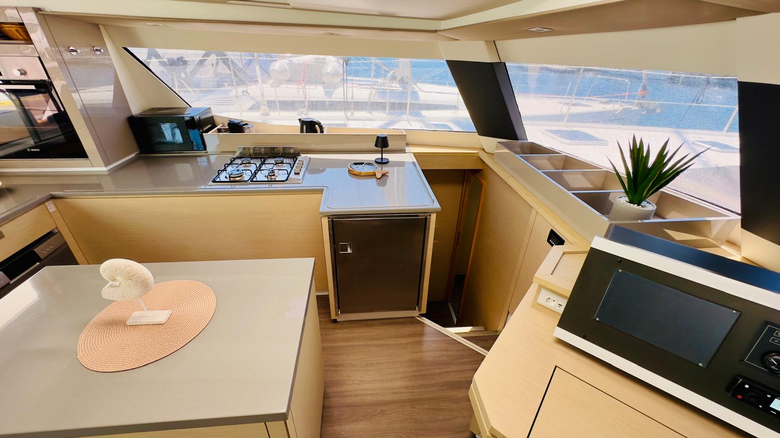 Fountaine Pajot Saba 50 - 4 + 2 cab. — photo 24