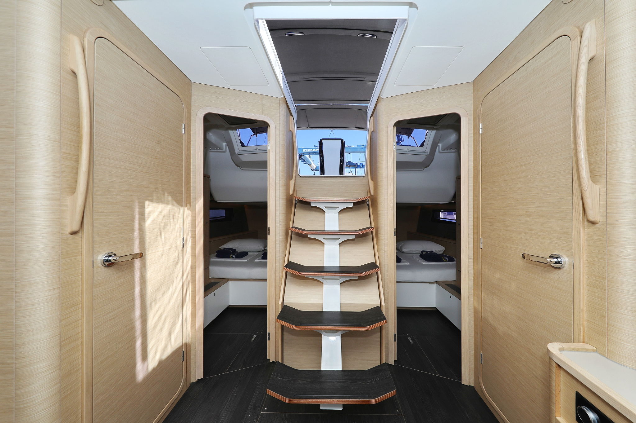 Dufour 44 - 4 cab — photo 6