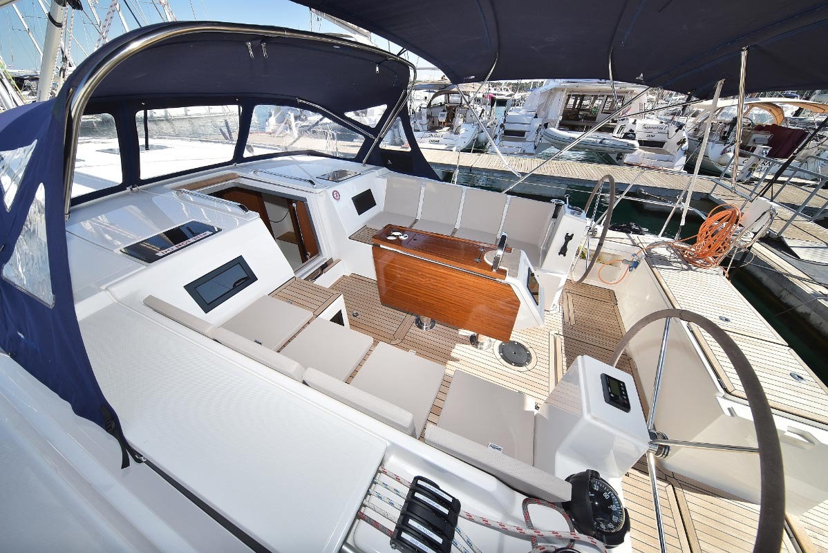 Bavaria Cruiser 45 - 4 cab. — photo 6