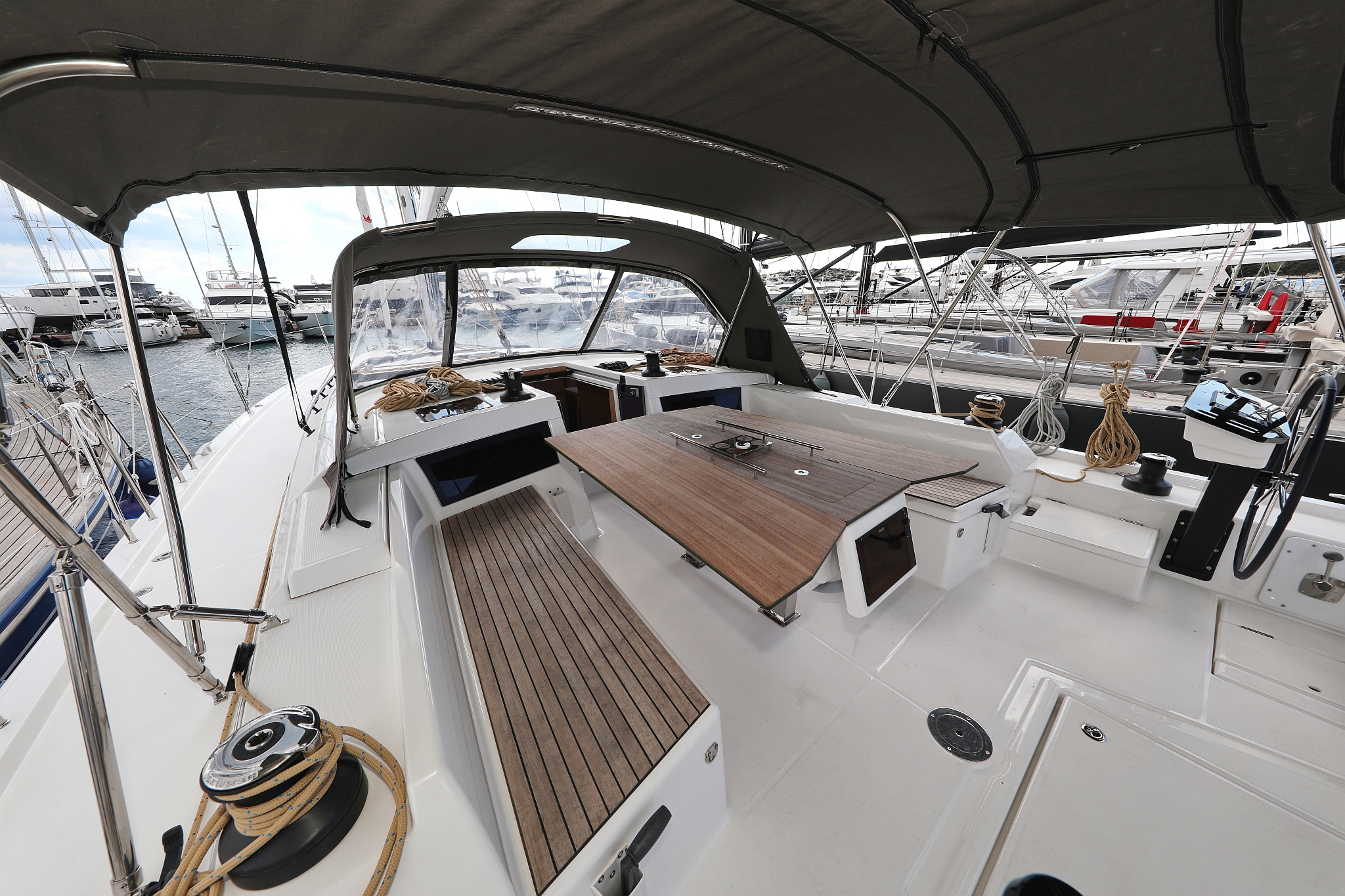 Dufour 470 - 4 cab. — photo 4