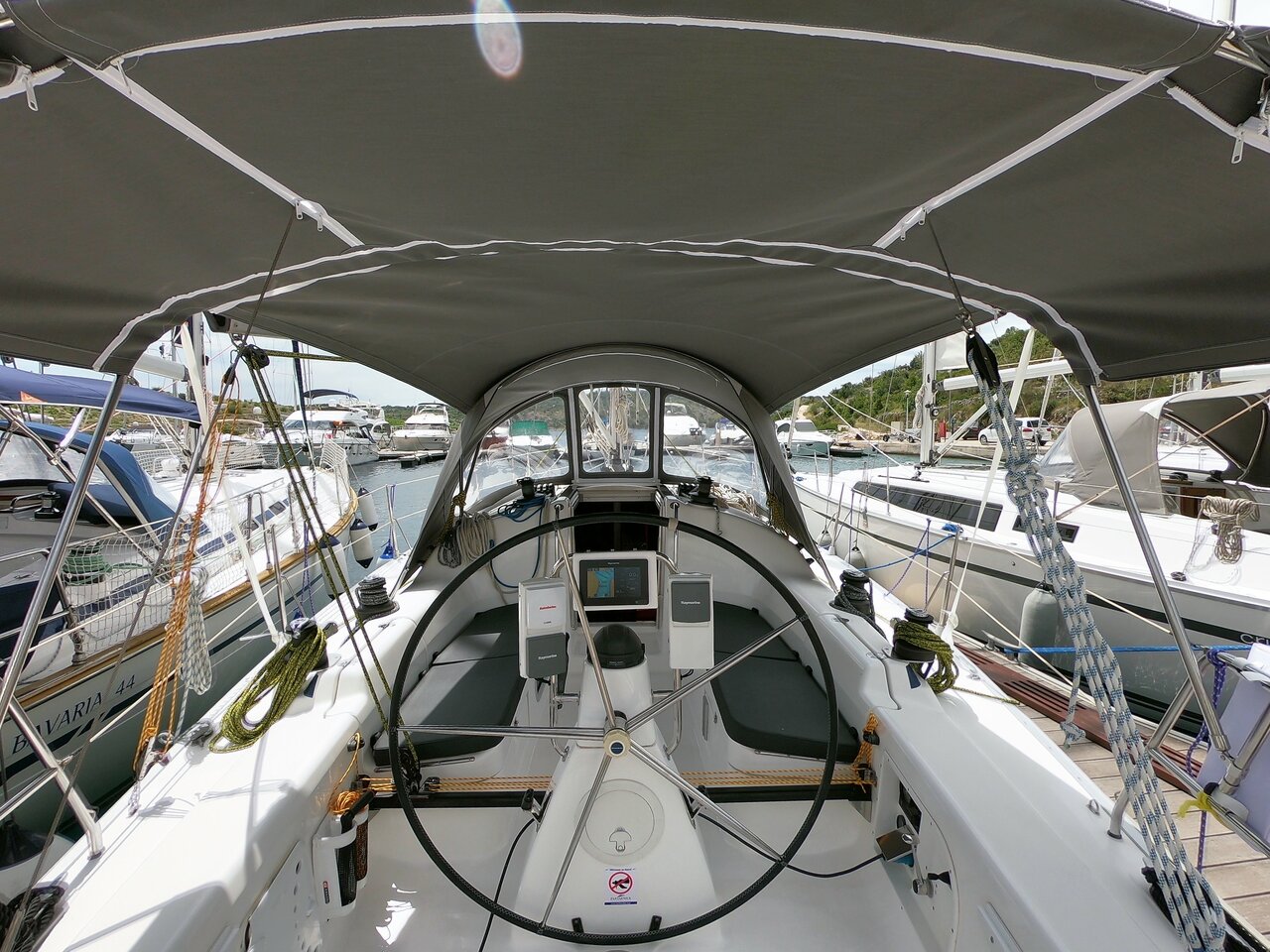 Bavaria 38 Match - 2 cab. — photo 4