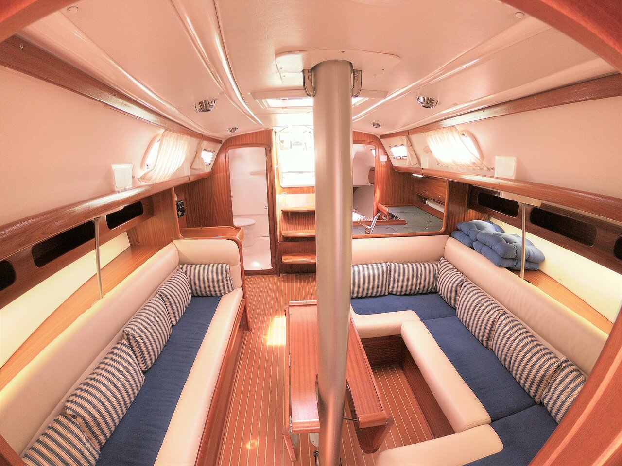 Bavaria 38 Match - 2 cab. — photo 7
