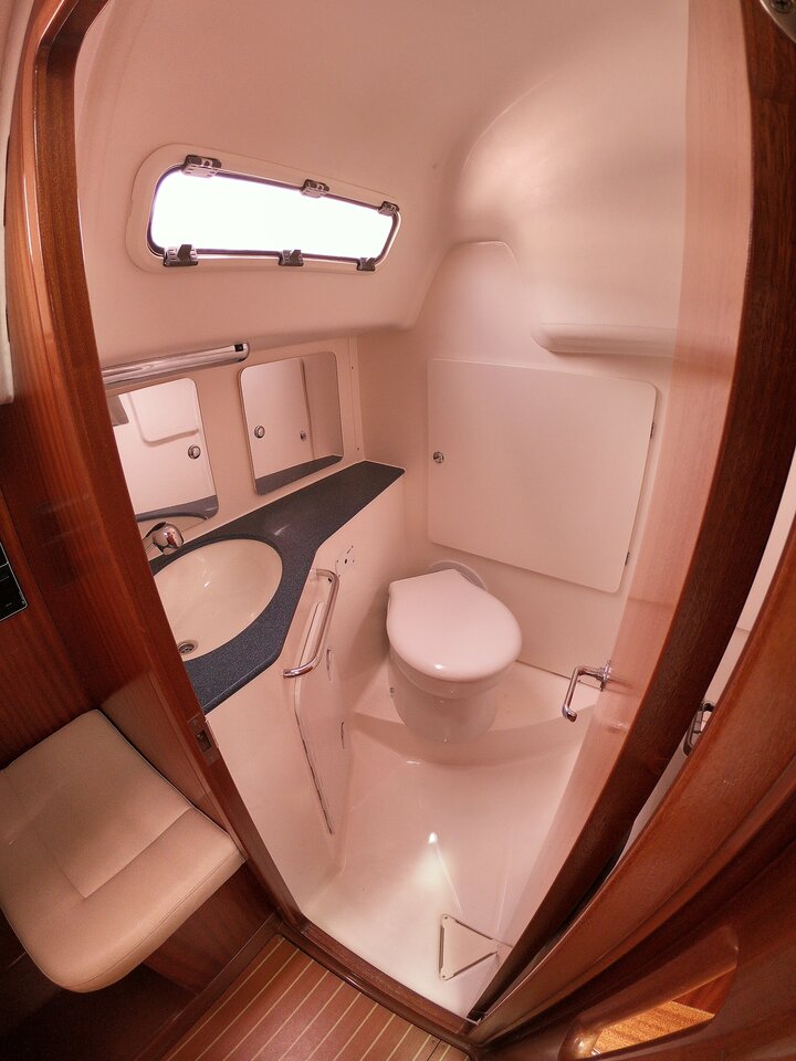 Bavaria 38 Match - 2 cab. — photo 11
