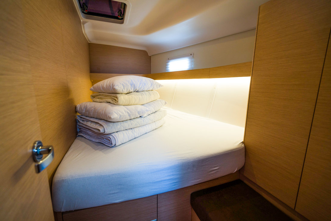 Elan Impression 50 - 5 + 1 cab. — photo 4