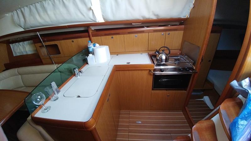 Sun Odyssey 36i — photo 14