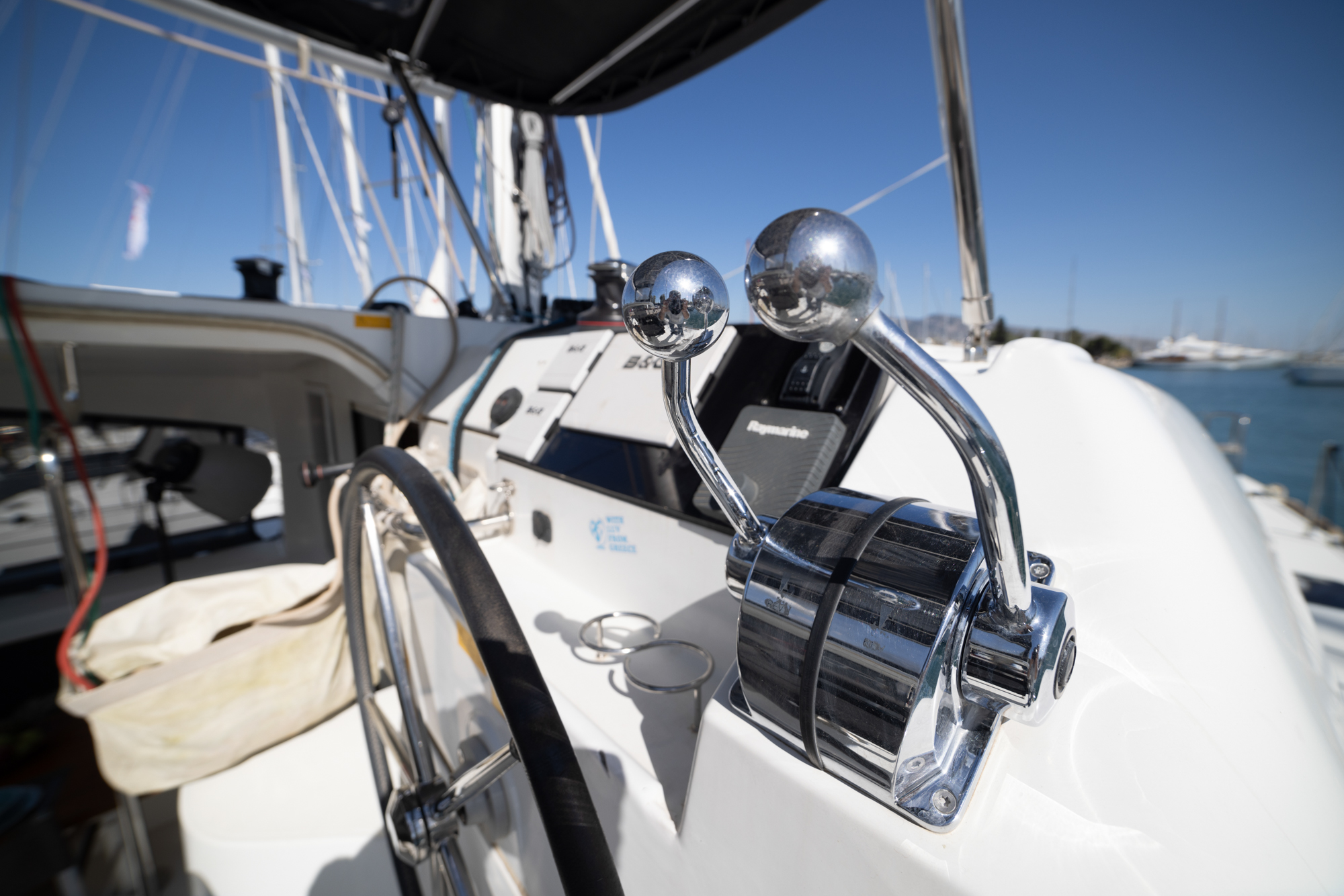 Lagoon 40 - 4 + 2 cab — photo 25