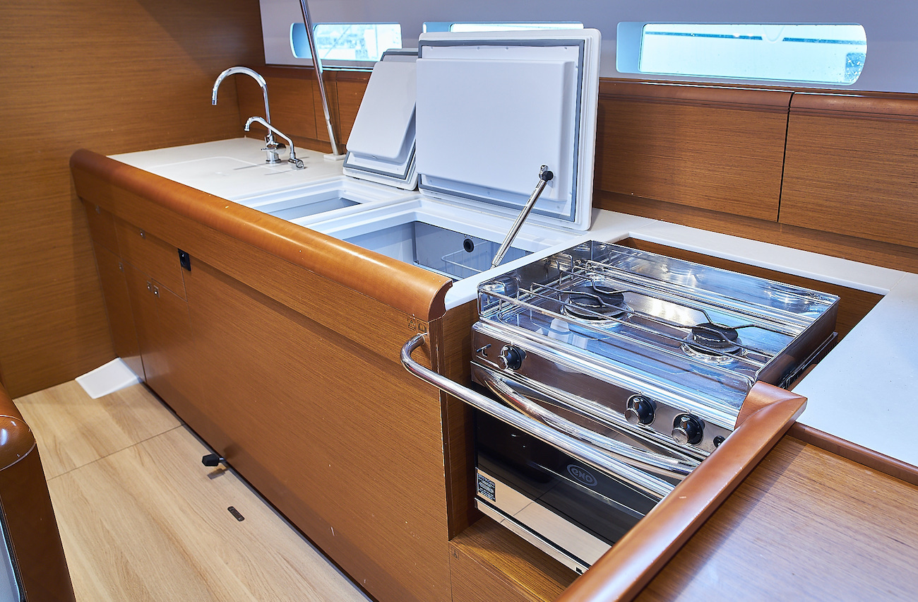 Sun Odyssey 519 - 5 + 1 cab. — photo 8