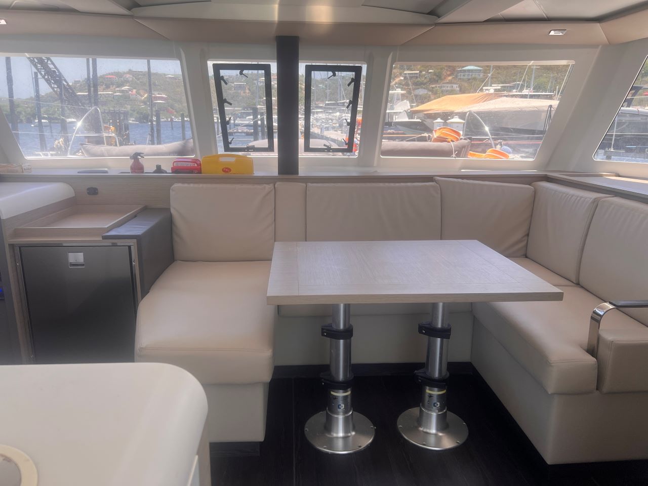 Fountaine Pajot Isla 40 - 4 + 1 cab. — photo 3