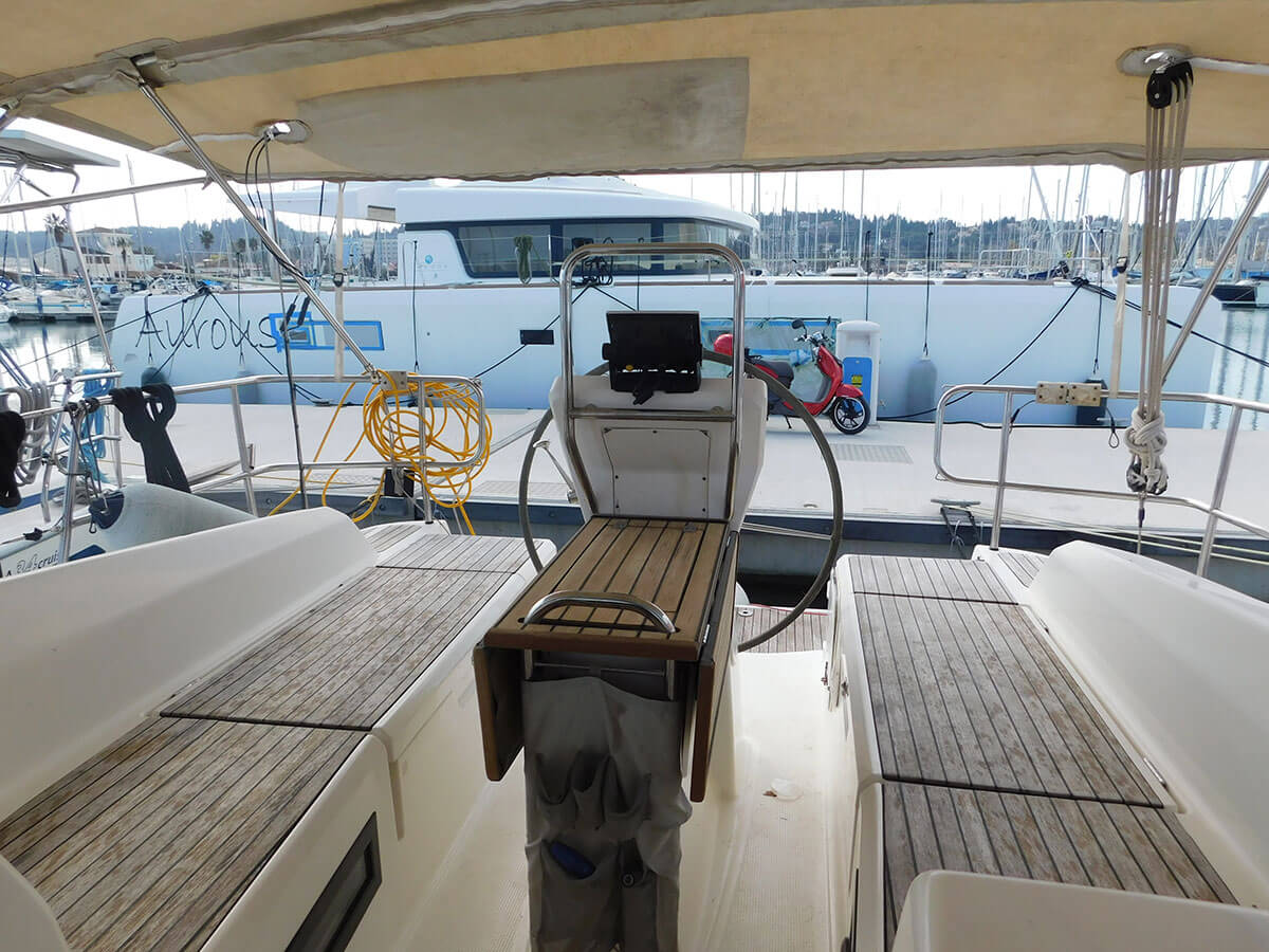 Bavaria Cruiser 36 — photo 6