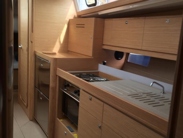 Dufour 382 GL — photo 7